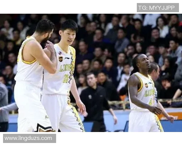 杭州足球队在最新状态排行榜中荣登第七名展现强劲实力与潜力